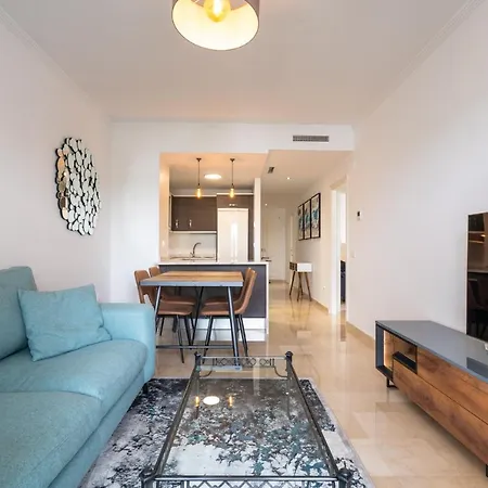 13 Modern For 6 Guest With Shared Pool In Andalucia *