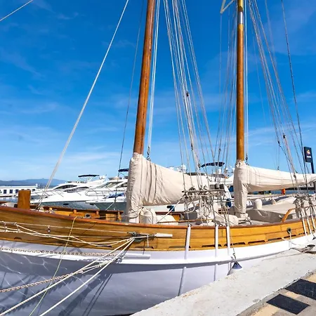 شقة 13 Modern For 6 Guest With Shared Pool In Andalucia *