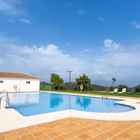 شقة 13 Modern For 6 Guest With Shared Pool In Andalucia *