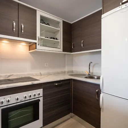 13 Modern For 6 Guest With Shared Pool In Andalucia